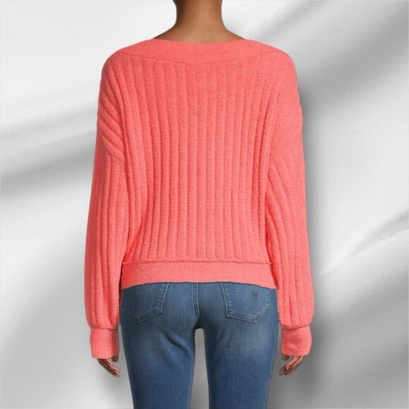 FREE PEOPLE Women’s Cabin Fever Ribbed Sweater in the Size Medium - Picture 6 of 14